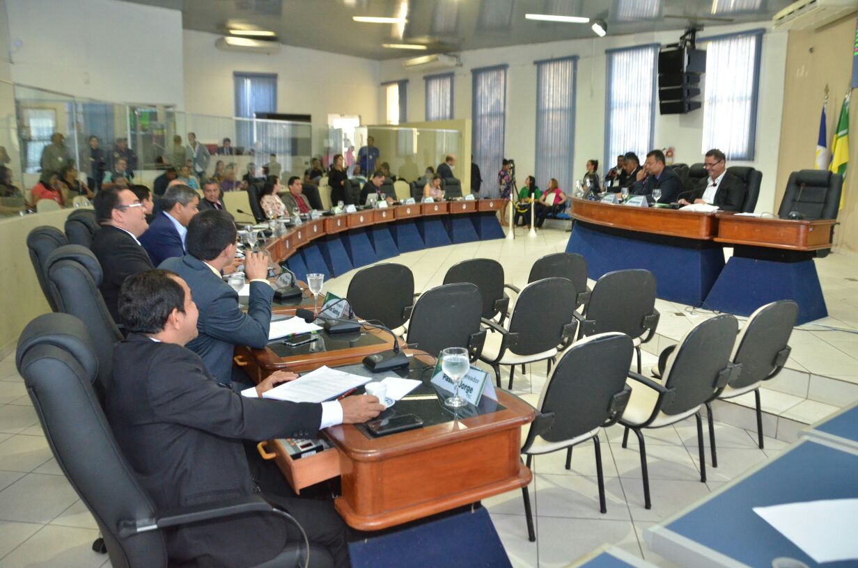 Audiência pública da Câmara discute a construção do novo cemitério municipal
