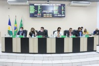 Câmara derruba veto do Executivo e mantem serviço de mototáxi