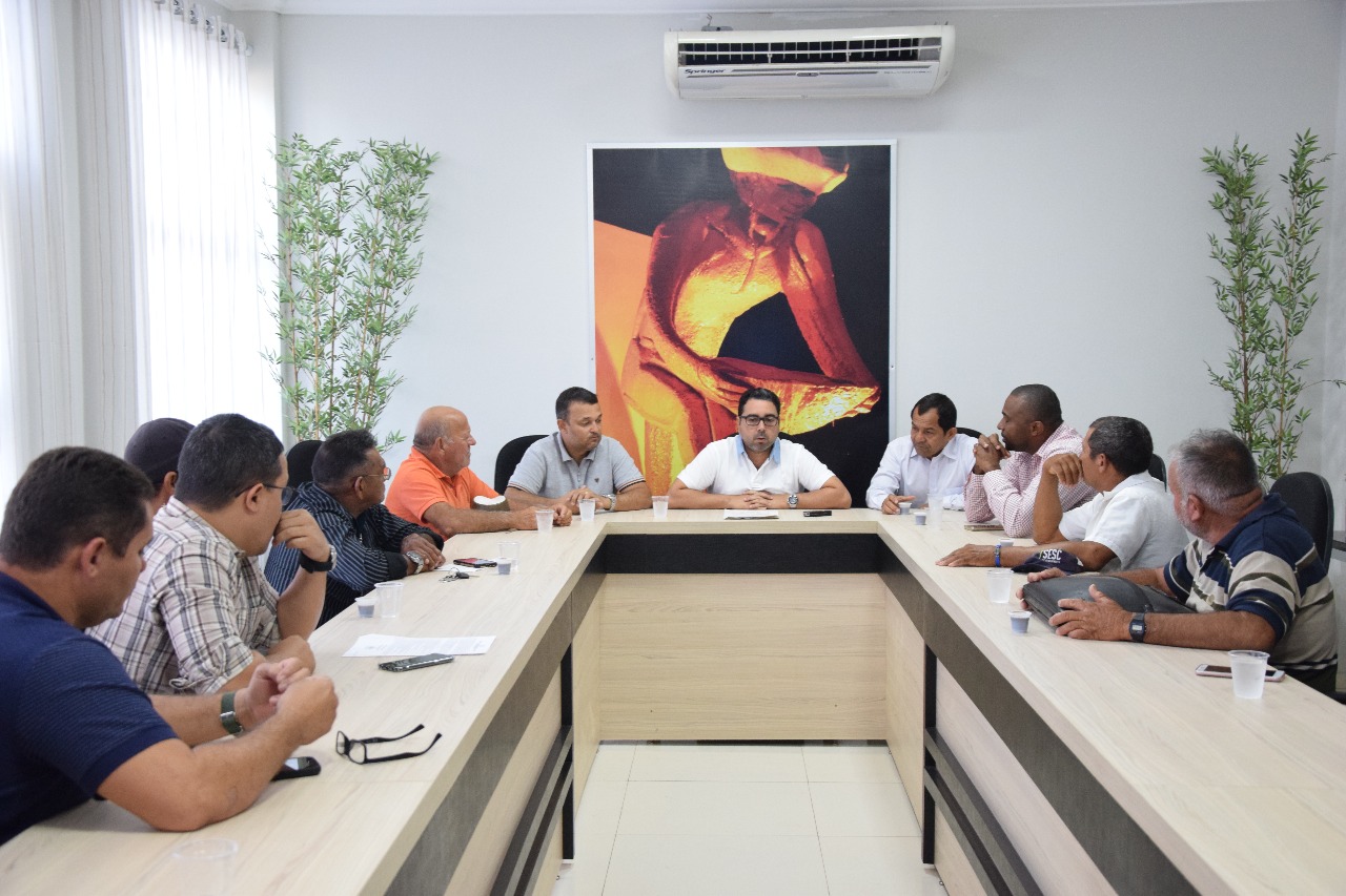 Moradores do João de Barro procuram a Câmara de Boa Vista para resolver problemas do loteamento