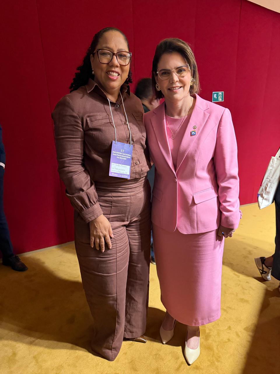  Procuradora da Mulher de Boa Vista fortalece atuação nacional  com lideranças  em Brasília