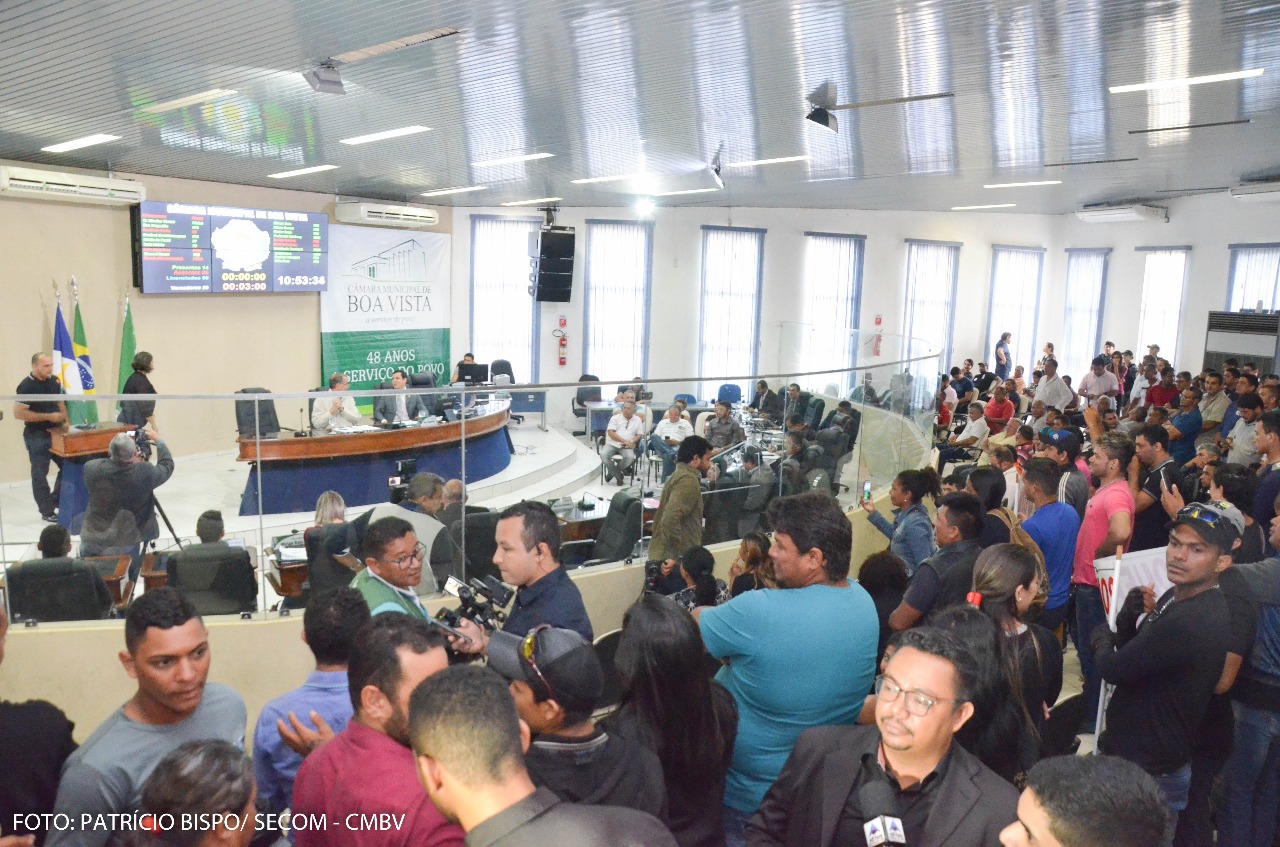 Regulamentação do mototáxi em Boa Vista gera amplo debate na Câmara